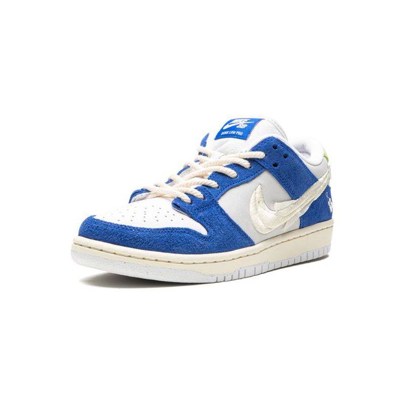 Nike SB Dunk Low Gardenia - Kyaro