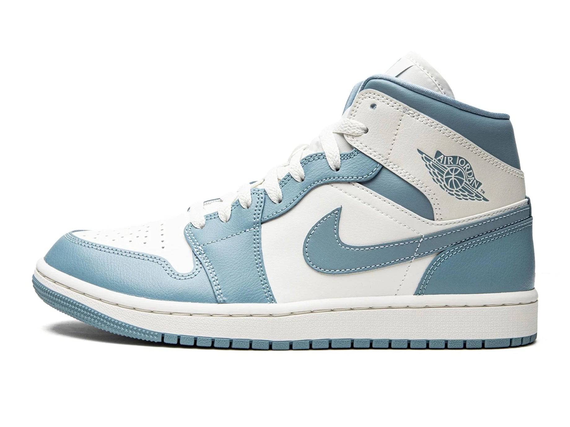 Air Jordan 1 Mid UNC (2022)